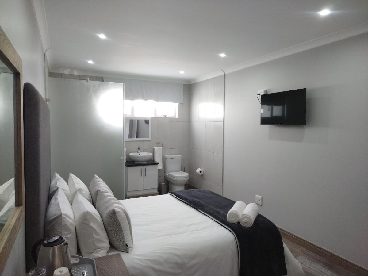 Blue Owl Guest House Моссел-Бей Экстерьер фото