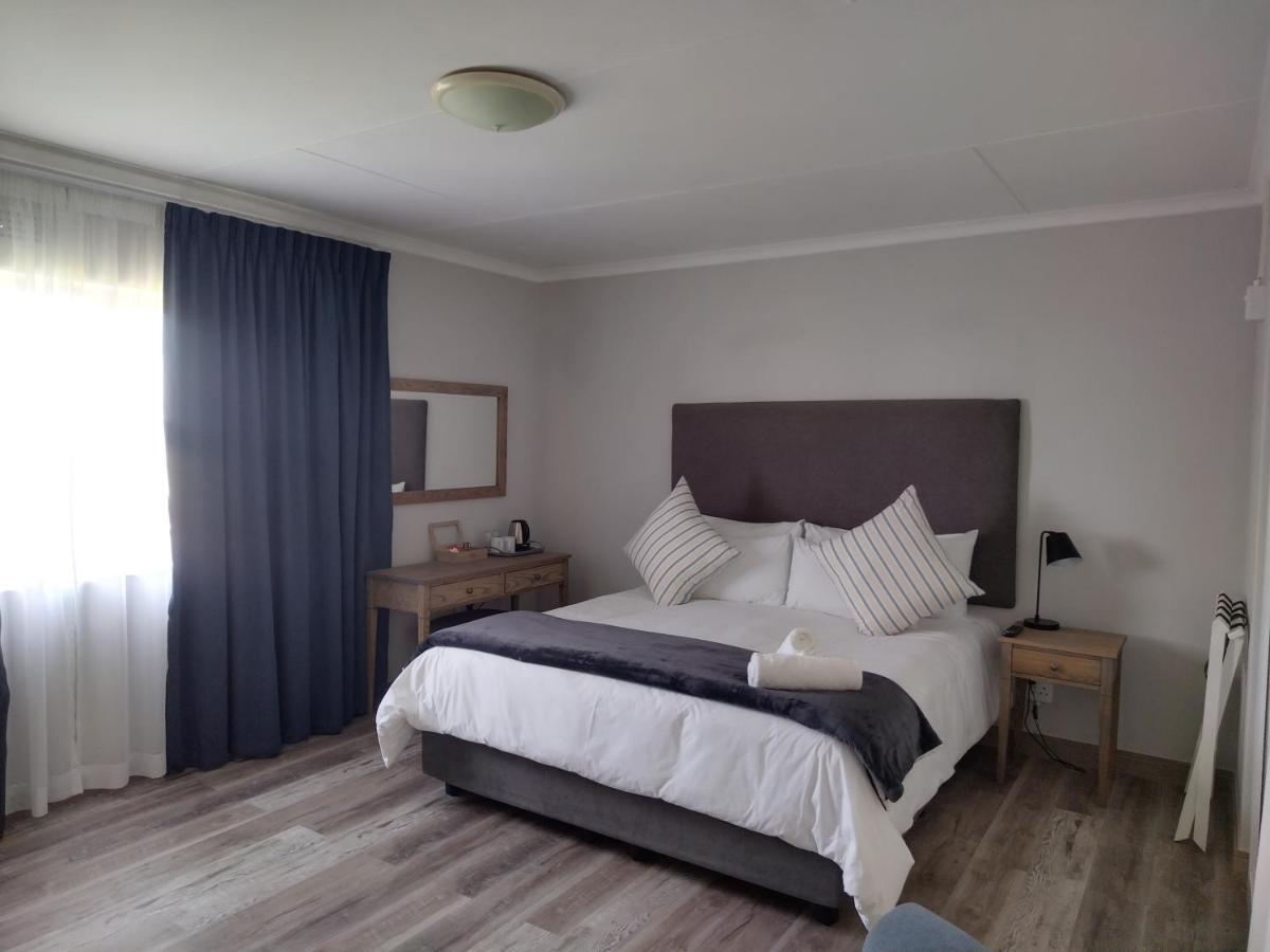 Blue Owl Guest House Моссел-Бей Экстерьер фото