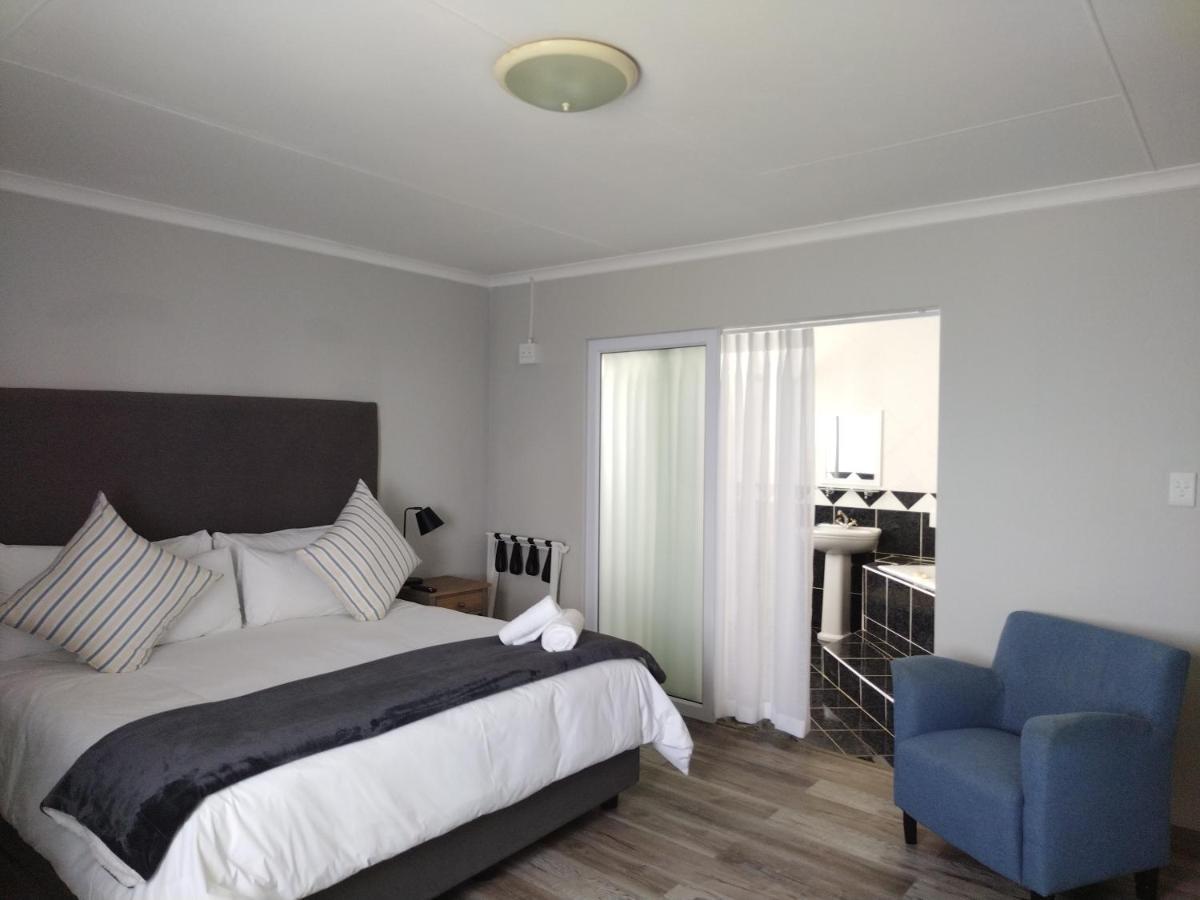 Blue Owl Guest House Моссел-Бей Экстерьер фото